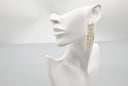 Elagent pearl earrings